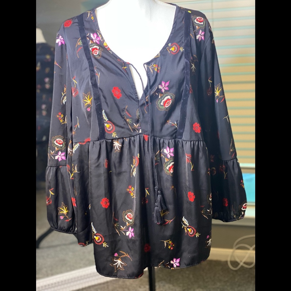 Old navy blouse